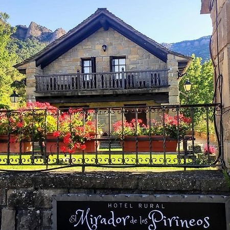 Hotel Rural El Mirador De Los Pirineos Santa Cruz De La Seros Exterior photo
